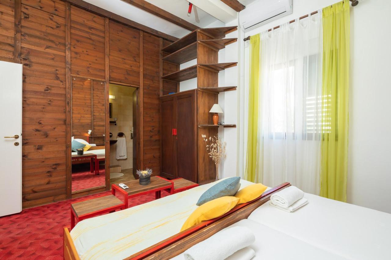 Appartamento Beach House Lemonade Jesenice  Esterno foto