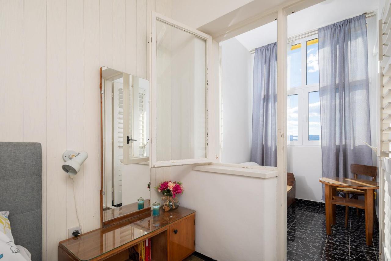 Appartamento Beach House Lemonade Jesenice  Esterno foto