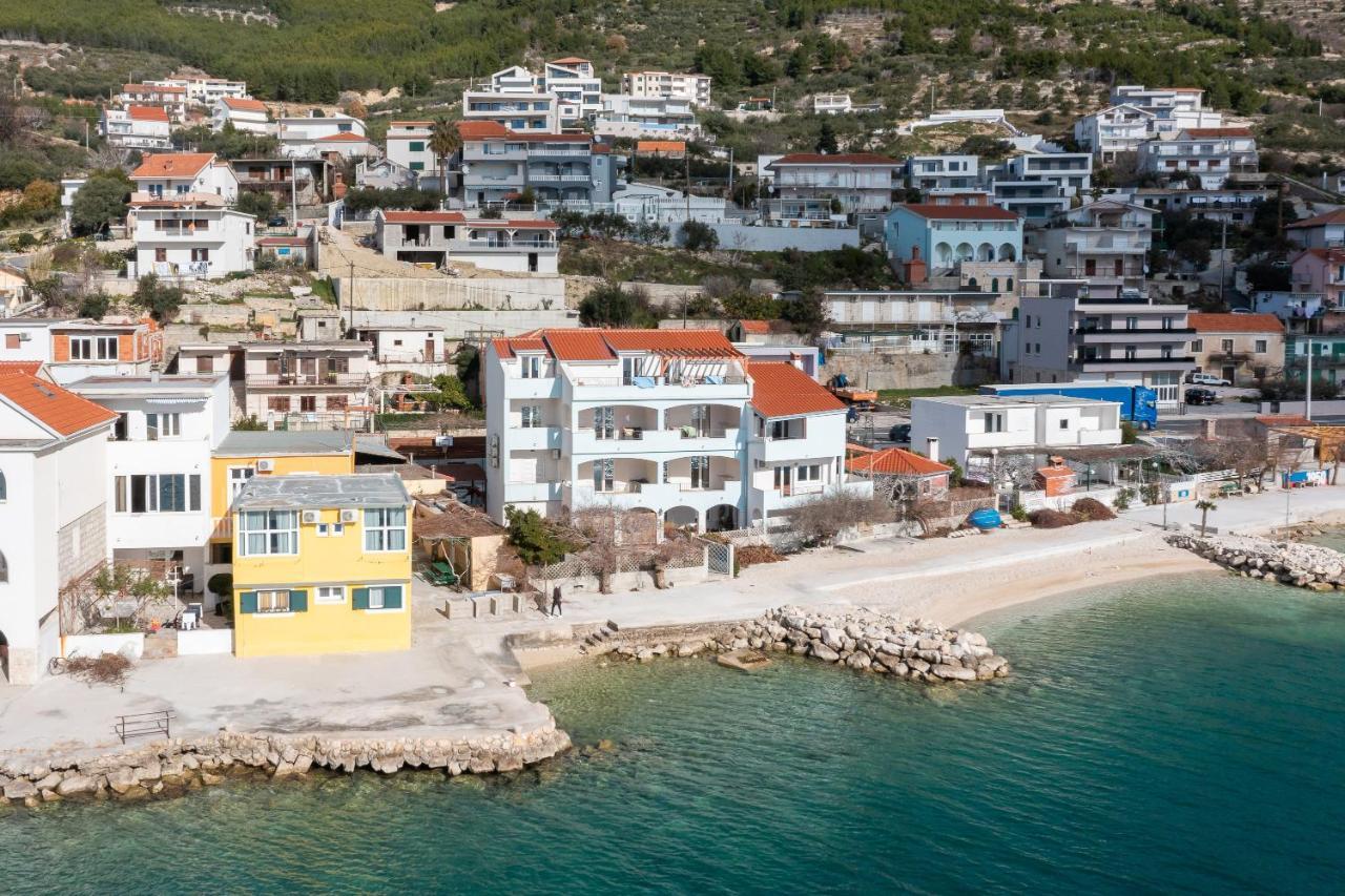 Appartamento Beach House Lemonade Jesenice  Esterno foto