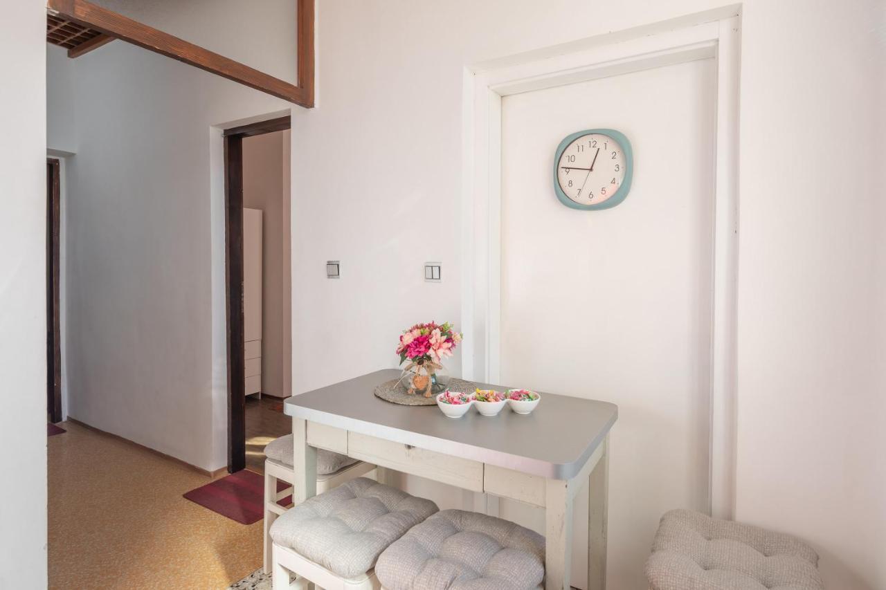Appartamento Beach House Lemonade Jesenice  Esterno foto
