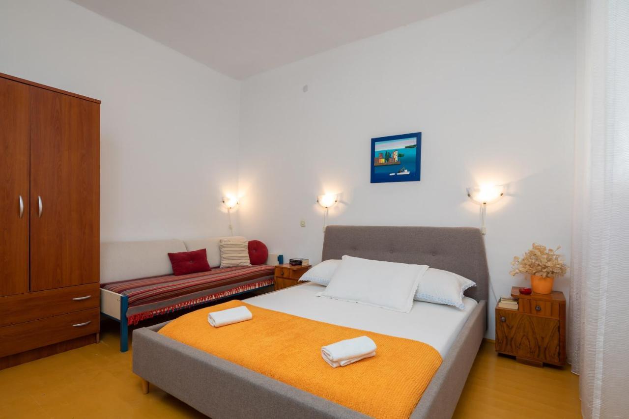 Appartamento Beach House Lemonade Jesenice  Esterno foto