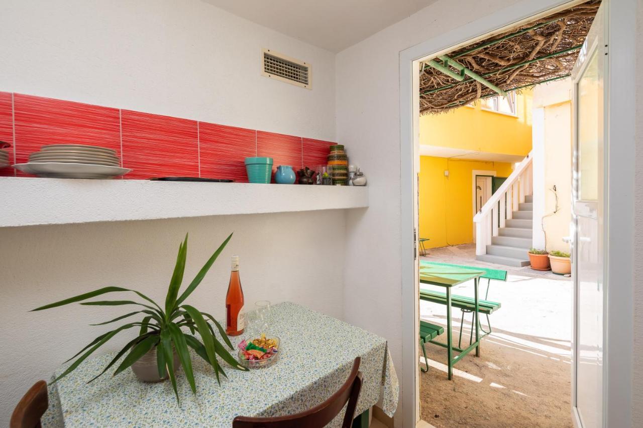 Appartamento Beach House Lemonade Jesenice  Esterno foto